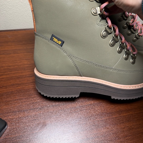 Teva Women's Midform Boot - Dark Olive - 8.5 Boots NWT - Picture 6 of 10